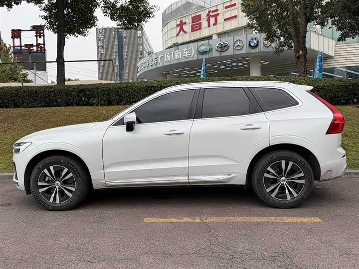 Фото 3 - Volvo XC60