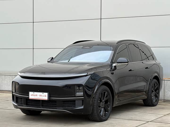 Фото 1 - LiXiang L8