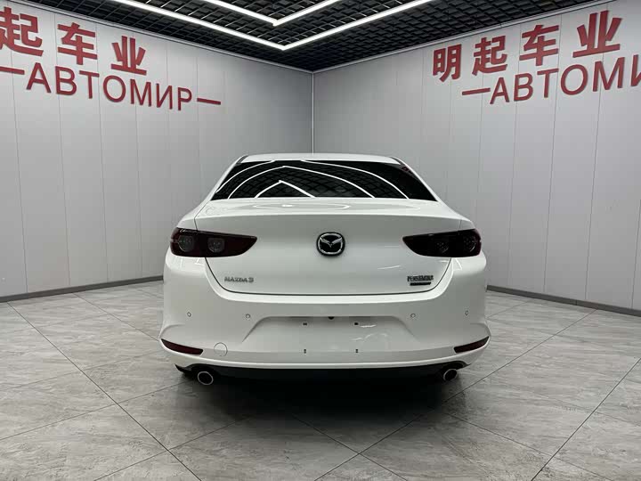 Фото 9 - Mazda 3 (Axela)