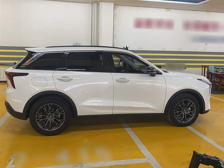 Фото 4 - Bestune T55