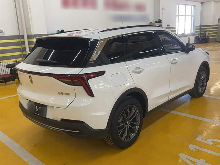 Фото 5 - Bestune T55