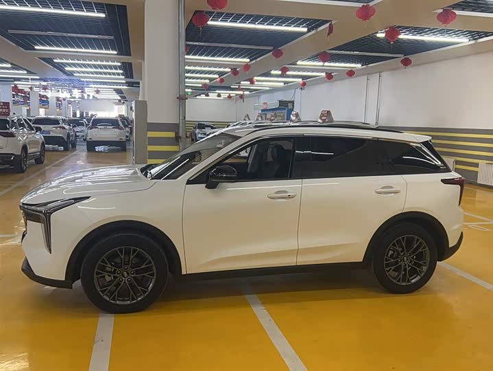 Фото 7 - Bestune T55