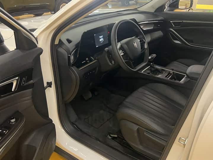 Фото 9 - Bestune T55