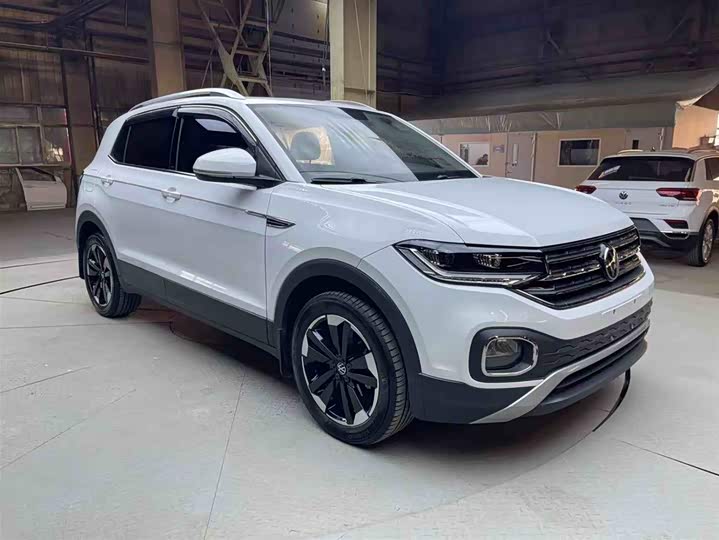 Фото 3 - Volkswagen Tacqua