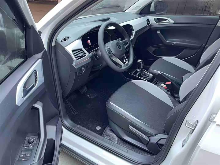 Фото 9 - Volkswagen Tacqua