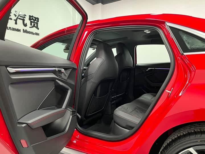 Фото 8 - Audi A3