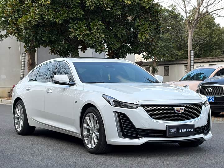 Фото 3 - Cadillac CT5