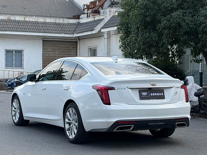 Фото 7 - Cadillac CT5