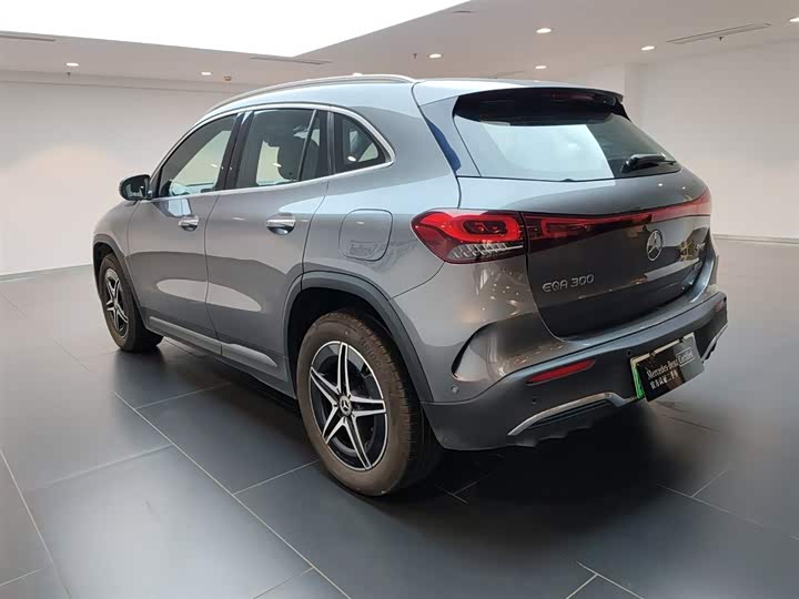 Фото 6 - Mercedes-Benz EQA