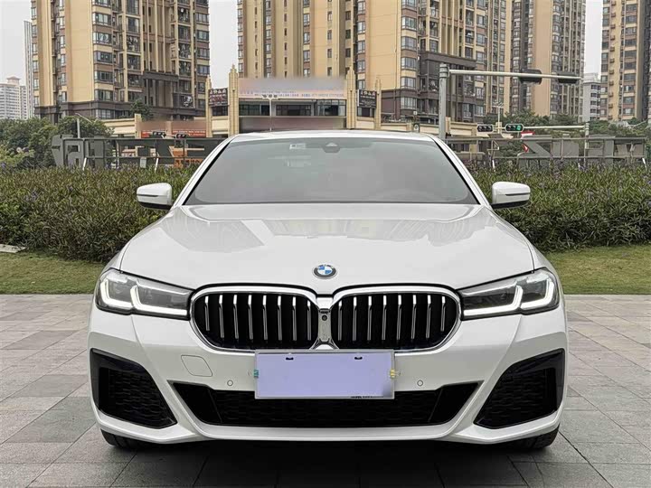 Фото 6 - BMW 5 Series