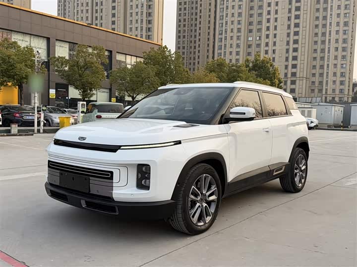 Фото 1 - Geely Icon