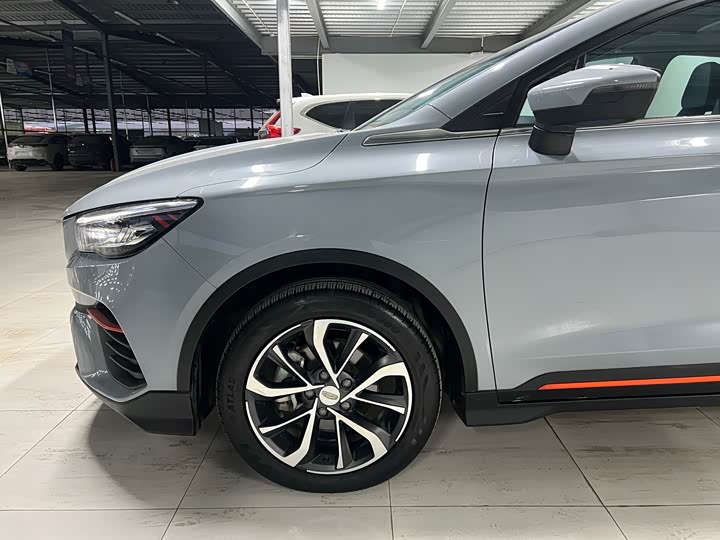 Фото 4 - Geely Emgrand GS