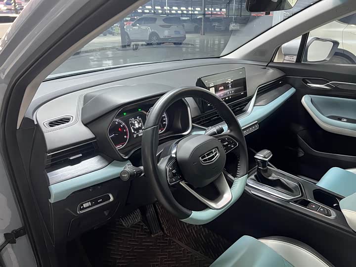 Фото 6 - Geely Emgrand GS