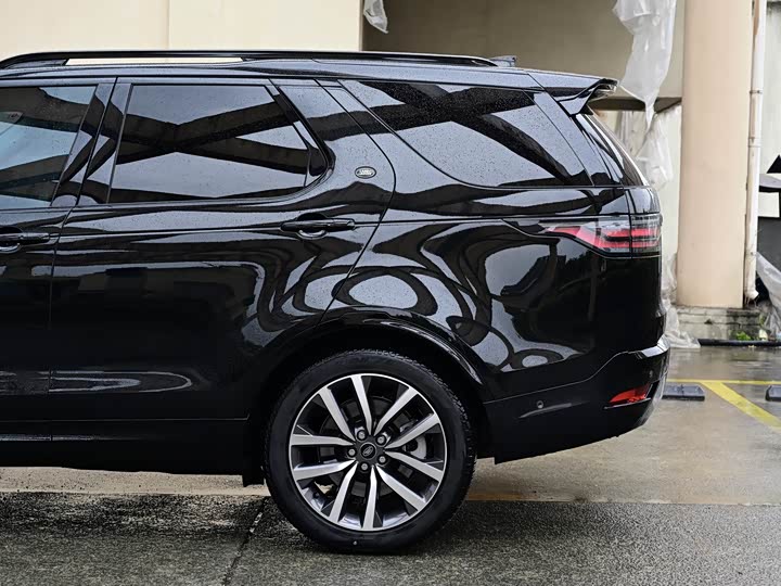 Фото 9 - Land Rover Discovery