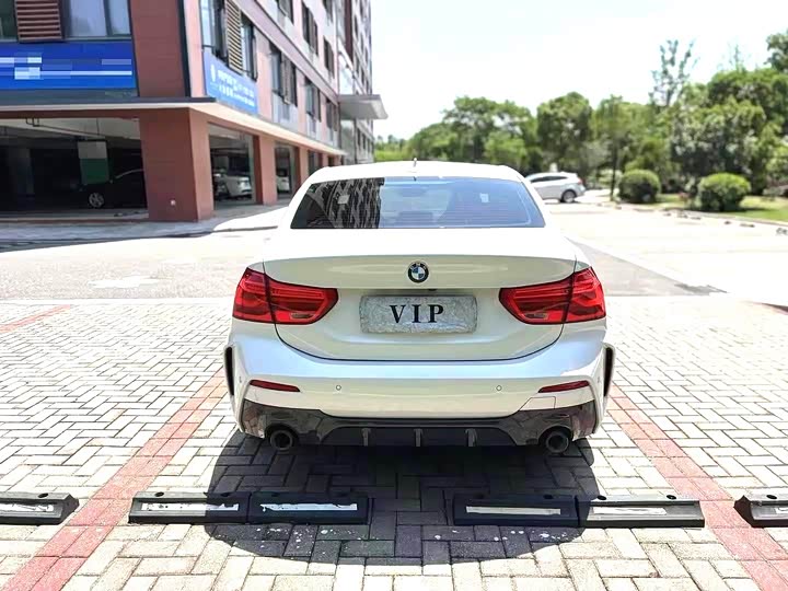 Фото 8 - BMW 1 Series