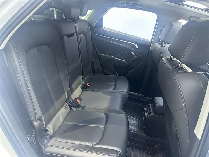 Фото 8 - Audi Q3 Sportback