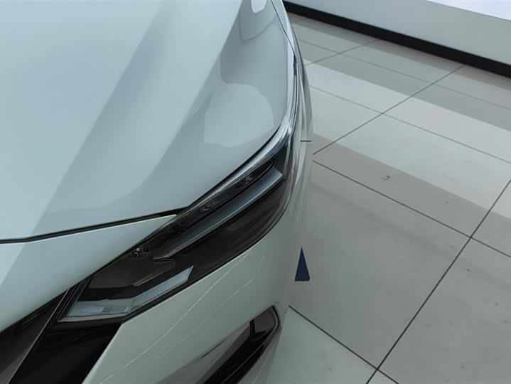 Фото 5 - Nissan Sylphy