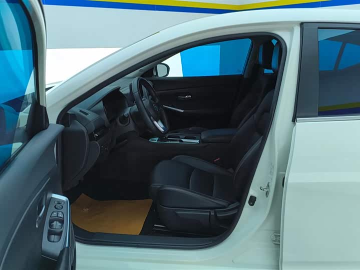 Фото 9 - Nissan Sylphy