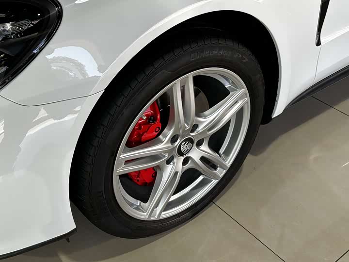 Фото 6 - Porsche Panamera