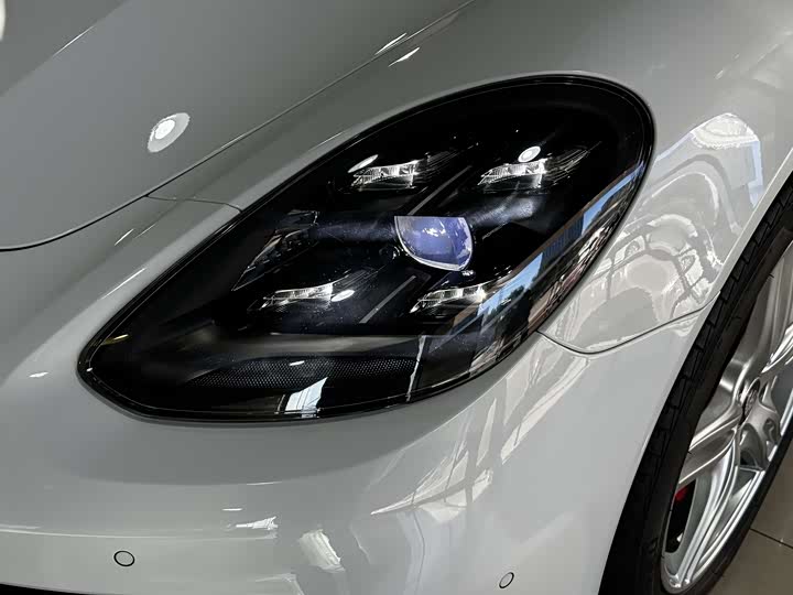 Фото 7 - Porsche Panamera