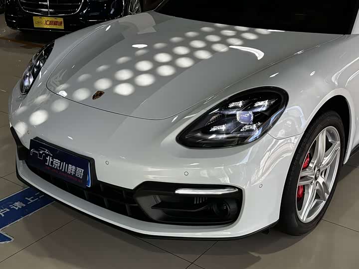 Фото 8 - Porsche Panamera