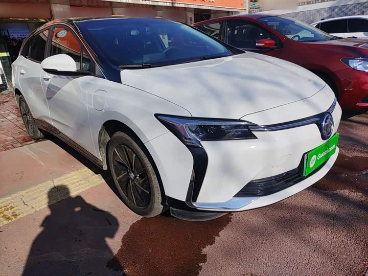 Фото 4 - Buick Velite 6