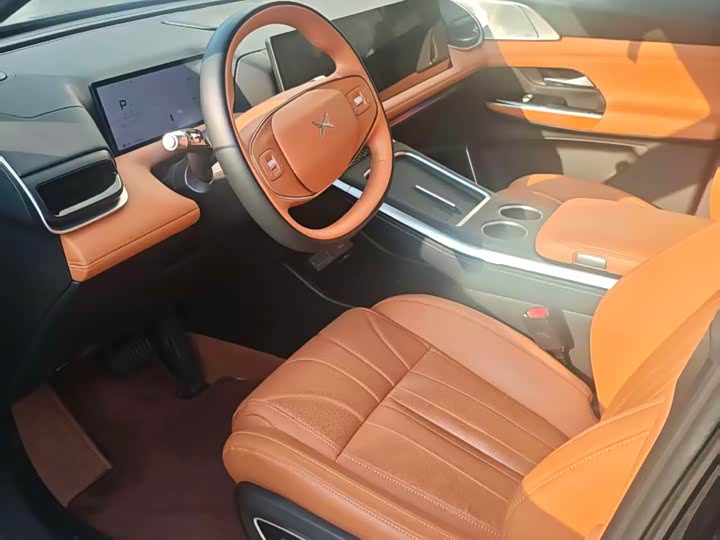 Фото 6 - XPeng G9