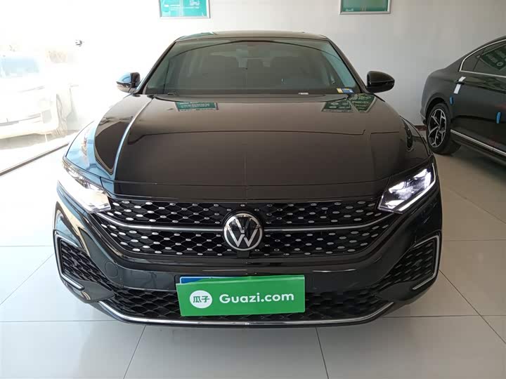 Фото 3 - Volkswagen Passat