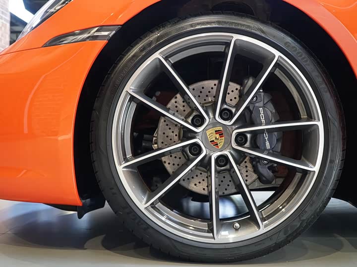 Фото 3 - Porsche 911