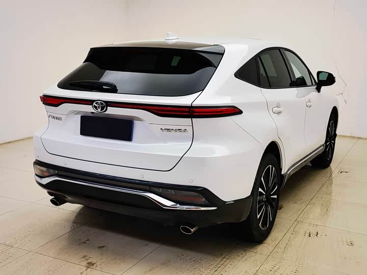 Фото 4 - Toyota Venza