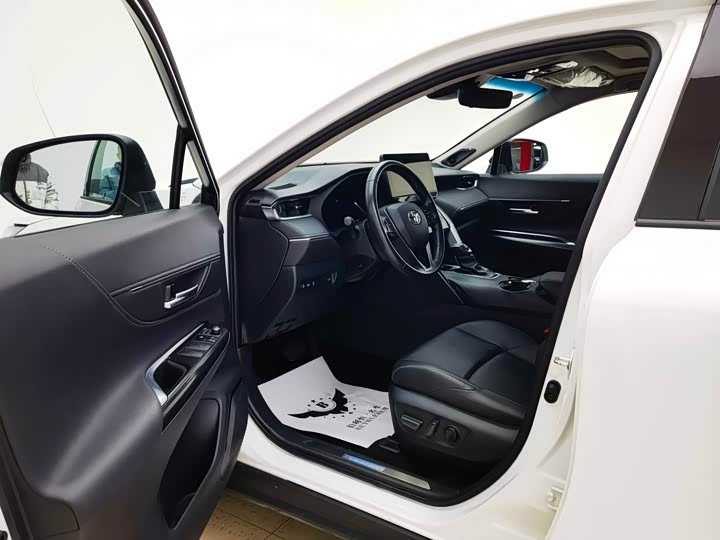 Фото 7 - Toyota Venza