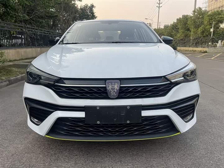 Фото 3 - Roewe i5