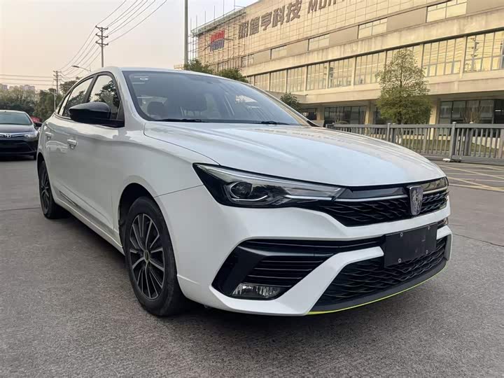 Фото 4 - Roewe i5