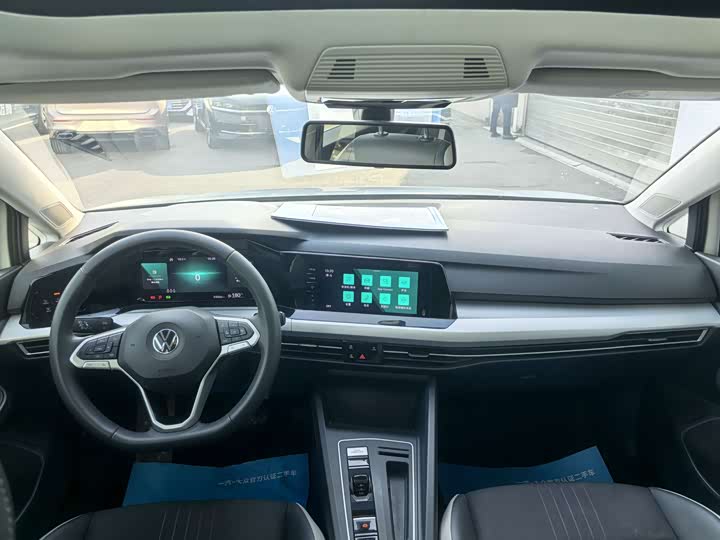 Фото 9 - Volkswagen Golf