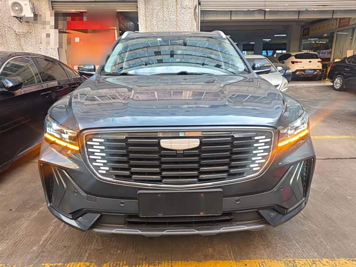 Фото 3 - Geely Monjaro