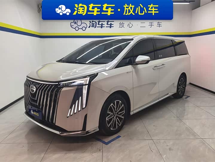 Фото 1 - GAC Trumpchi M8