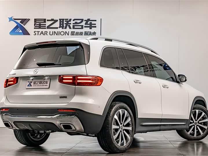 Фото 7 - Mercedes-Benz GLB-Class