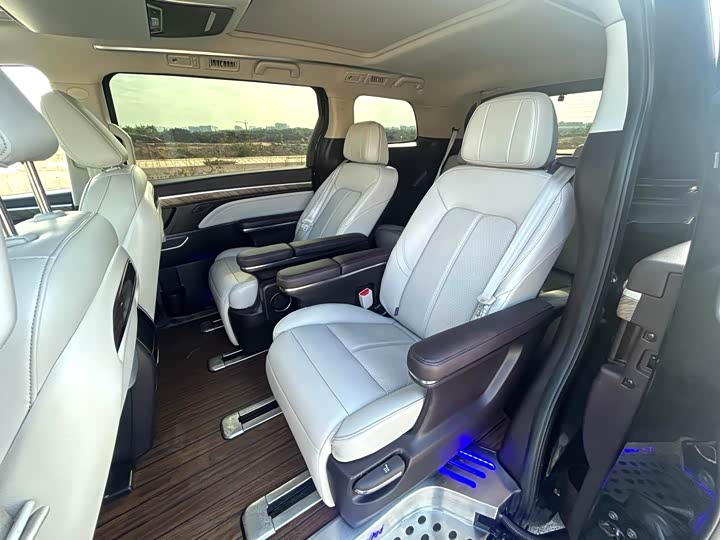 Фото 5 - GAC Trumpchi M8