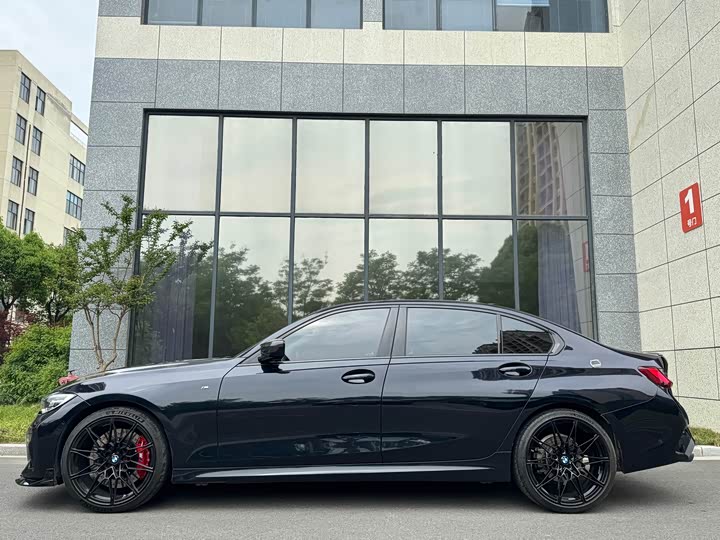 Фото 3 - BMW 3 Series