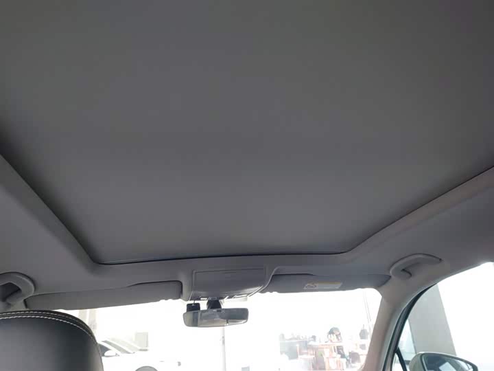 Фото 8 - Volkswagen Tiguan L Hybrid