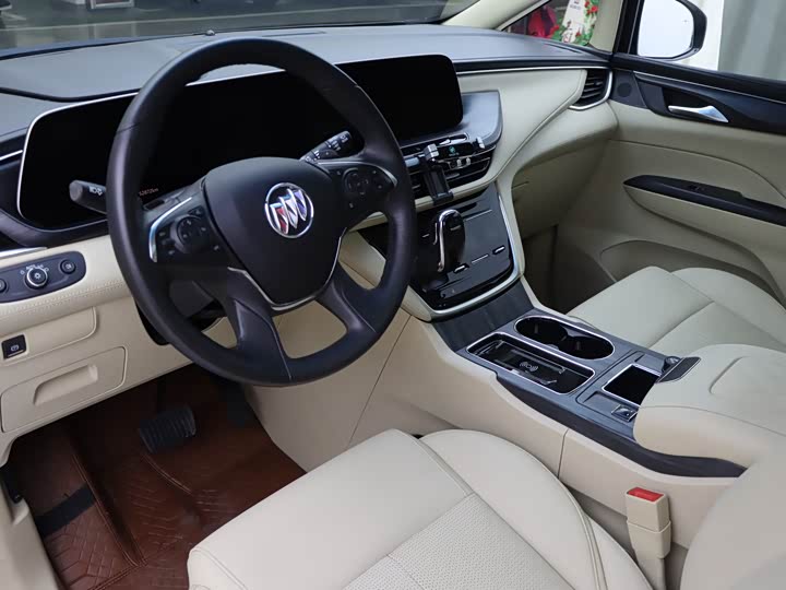 Фото 6 - Buick GL8 ES