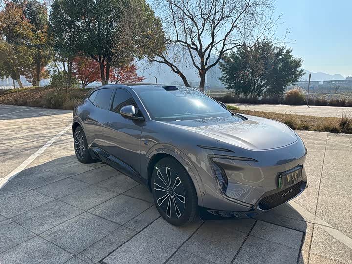 Фото 3 - Avatr 07