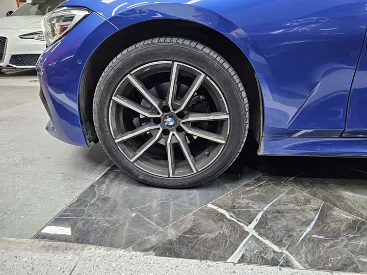 Фото 4 - BMW 3 Series