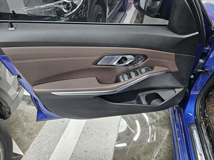 Фото 5 - BMW 3 Series