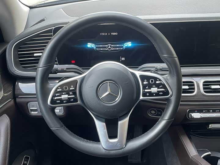 Фото 5 - Mercedes-Benz GLE-Class