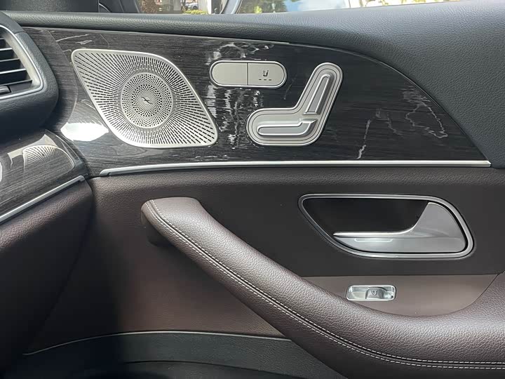 Фото 8 - Mercedes-Benz GLE-Class