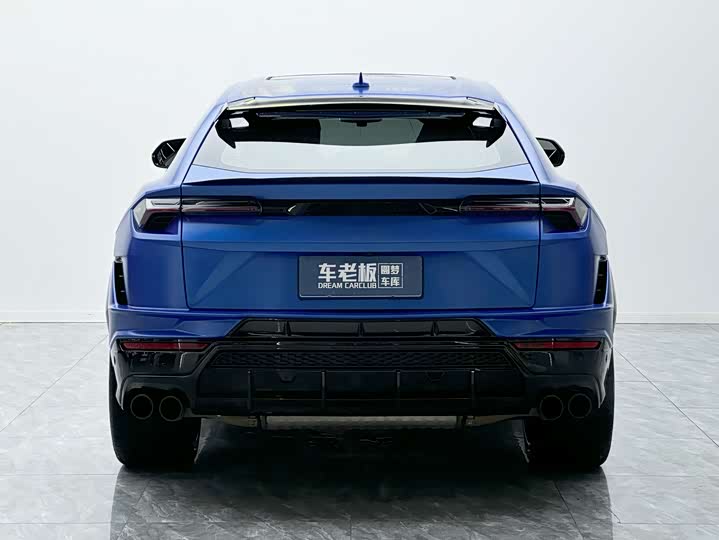 Фото 5 - Lamborghini Urus