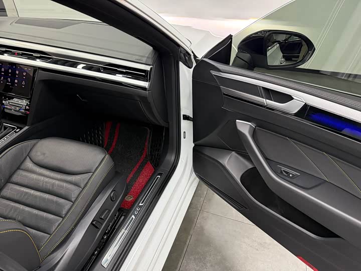 Фото 8 - Volkswagen CC