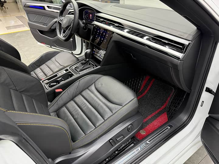 Фото 9 - Volkswagen CC