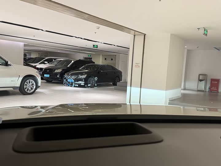 Фото 7 - LiXiang L6